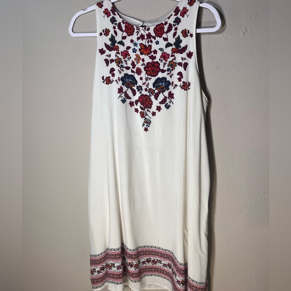 Cream Flowey Dress Floral Accent Print Lined Decorative Keyhole Back Neck